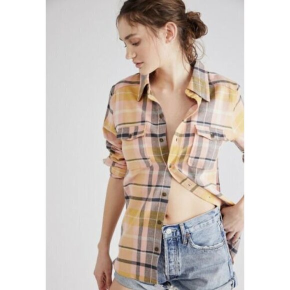 Spell & The Gypsy Collective Maverick Flannel Button Up Apricot Size Medium NWT - Picture 3 of 10